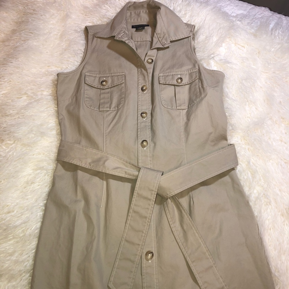 Banana Republic Safari Sleeveles Button Down Dress